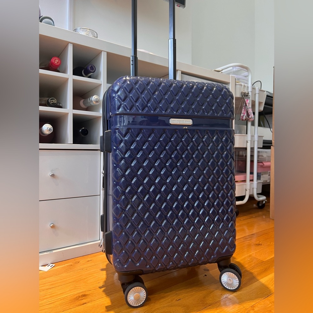 Kathy Ireland Carry-On Luggage- Navy Blue/Black